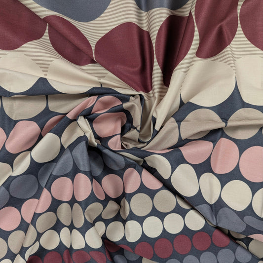 Midweight cotton - fun dots